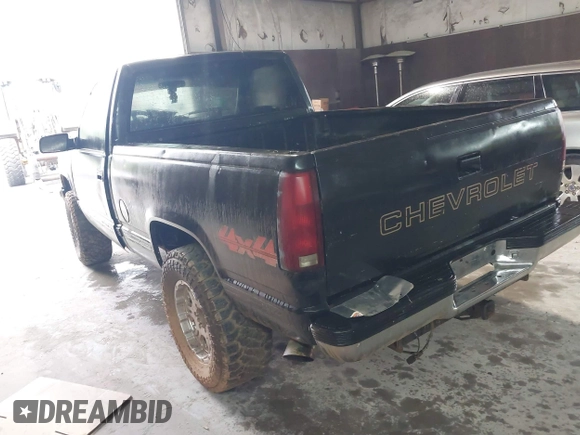 1988 Chevrolet Silverado 1500 with VIN 1GCDK14K5JZ222205, listed as a IAAI auction lot 42077891 with 315,410 mi miles and . Bid and sale history available at DreamBid. Image 3.