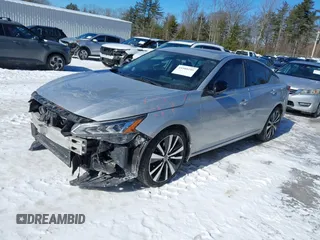 2019 Nissan Altima 2.5 SR with VIN 1N4BL4CV0KC120287, listed as a IAAI auction lot 41580295 with 103,339 mi miles. Bid and sale history available at carsss.com. Image 17.