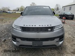 2024 Land Rover Range Rover Sport SE with VIN SAL1P9EUXRA410384, listed as a Copart auction lot 52620305 with 0 mi miles and Salvage Title. Bid and sale history available at carsss.com. Image 5.