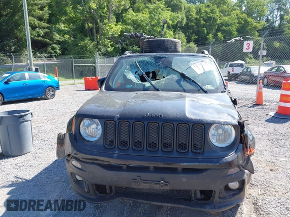 2018 Jeep Renegade Latitude z VIN ZACCJABB0JPJ07945, wystawiony jako IAAI lot #42540256 z przebiegiem 181 655 mil mil oraz . Historia ofert i sprzedaży dostępna na DreamBid. Obrazek 11.