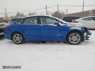 2018 Ford Fusion Hybrid S with VIN 3FA6P0UU8JR122342, listed as a IAAI auction lot 41355323 with 85,304 mi miles. Bid and sale history available at carsss.com. Image 14.
