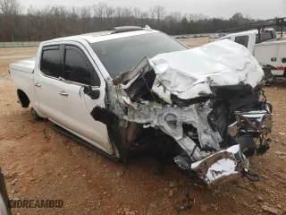 2019 Chevrolet Silverado 1500 LTZ with VIN 3GCUYGED6KG139837, listed as a Copart auction lot 84637324 with 0 mi miles and Salvage Title. Bid and sale history available at carsss.com. Image 4.
