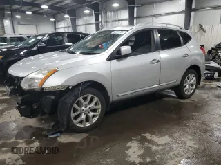 2011 Nissan Rogue S z VIN JN8AS5MV5BW672030, wystawiony jako Copart lot #55391725 z przebiegiem 86 215 mil mil oraz Szkody całkowita. Historia ofert i sprzedaży dostępna na DreamBid. Obrazek 1.