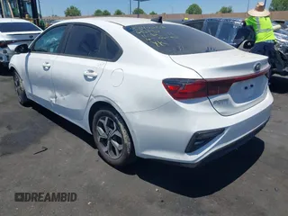 2021 Kia Forte LXS with VIN 3KPF24AD8ME403914, listed as a IAAI auction lot 42643903 with 34,305 mi miles and . Bid and sale history available at DreamBid. Image 3.