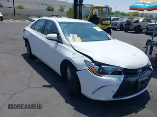2017 Toyota Camry XLE z VIN 4T1BF1FK4HU377694, wystawiony jako IAAI lot #42375026 z przebiegiem 107 760 mil mil oraz . Historia ofert i sprzedaży dostępna na DreamBid. Obrazek 1.
