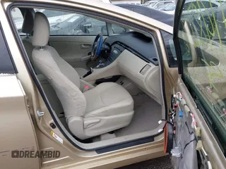 2011 Toyota Prius I with VIN JTDKN3DU3B1382269, listed as a IAAI auction lot 41982096 with 36,600 mi miles. Bid and sale history available at carsss.com. Image 5.
