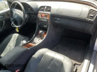 2000 Mercedes-Benz CLK with VIN WDBLK65G7YT043307, listed as a Copart auction lot 53749105 with Not Provided miles and Clean Title. Bid and sale history available at carsss.com. Image 8.