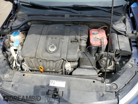 2011 Volkswagen Jetta SE with VIN 3VWDX7AJ8BM322833, listed as a Copart auction lot 56546615 with 140,808 mi miles and Salvage title. Bid and sale history available at DreamBid. Image 11.