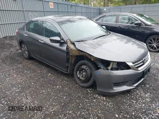 2013 Honda Accord LX z VIN 1HGCR2F35DA175717, wystawiony jako IAAI lot #42186170 z przebiegiem 141 140 mil mil oraz . Historia ofert i sprzedaży dostępna na DreamBid. Obrazek 1.