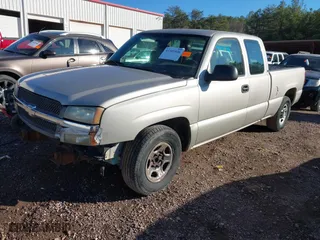 2004 Chevrolet Silverado 1500 Work Truck with VIN 1GCEC19X44Z223064, listed as a IAAI auction lot 41305846 with 228,662 mi miles. Bid and sale history available at carsss.com. Image 2.