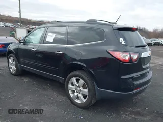 2017 Chevrolet Traverse LT with VIN 1GNKRGKD9HJ262832, listed as a IAAI auction lot 41936803 with 97,812 mi miles and . Bid and sale history available at DreamBid. Image 3.