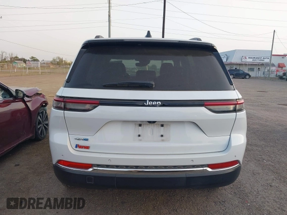 2022 Jeep Grand Cherokee with VIN 1C4RJYB63N8762798, listed as a IAAI auction lot 41723969 with 23,853 mi miles and . Bid and sale history available at DreamBid. Image 17.