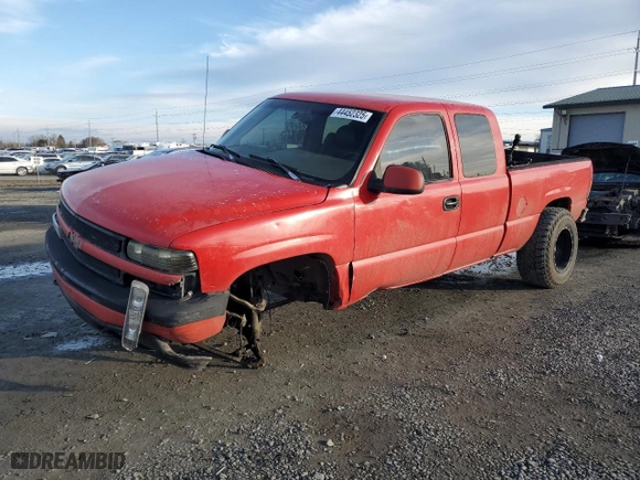 1999 Chevrolet Silverado 1500 LT with VIN 1GCEK19T9XE152388, listed as a Copart auction lot 44452325 with 242,073 mi miles and Salvage Title. Bid and sale history available at carsss.com. Image 1.