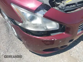 2011 Nissan Maxima SV z VIN 1N4AA5AP3BC801104, wystawiony jako IAAI lot #42333325 z przebiegiem 130 854 mil mil oraz . Historia ofert i sprzedaży dostępna na DreamBid. Obrazek 6.
