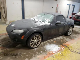 2008 Mazda MX-5 Miata Grand Touring z VIN JM1NC26F680148895, wystawiony jako Copart lot #87924215 z przebiegiem 101 853 mil mil oraz Szkoda całkowita • Salvage title. Historia ofert i sprzedaży dostępna na DreamBid. Obrazek 1.