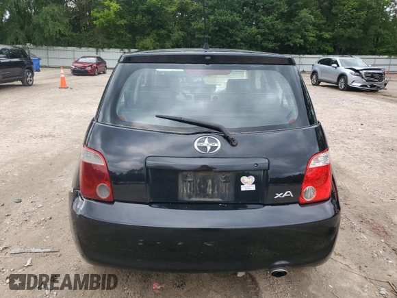 2006 Scion xA z VIN JTKKT624760158405, wystawiony jako Copart lot #59001465 z przebiegiem Nie podano mil oraz Czysty tytuł • Clean title. Historia ofert i sprzedaży dostępna na DreamBid. Obrazek 6.