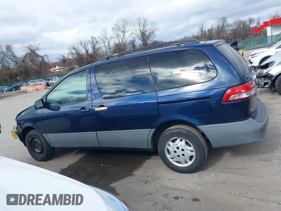 2003 Toyota Sienna LE with VIN 4T3ZF13C83U544926, listed as a IAAI auction lot 41745539 with 184,517 mi miles and . Bid and sale history available at carsss.com. Image 15.
