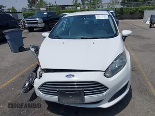 2018 Ford Fiesta SE z VIN 3FADP4EJ8JM141067, wystawiony jako IAAI lot #42417301 z przebiegiem 71 150 mil mil oraz . Historia ofert i sprzedaży dostępna na DreamBid. Obrazek 12.