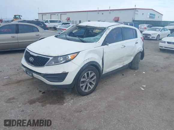 2016 Kia Sportage LX with VIN KNDPB3AC1G7880663, listed as a IAAI auction lot 41382751 with 146,098 mi miles. Bid and sale history available at carsss.com. Image 2.