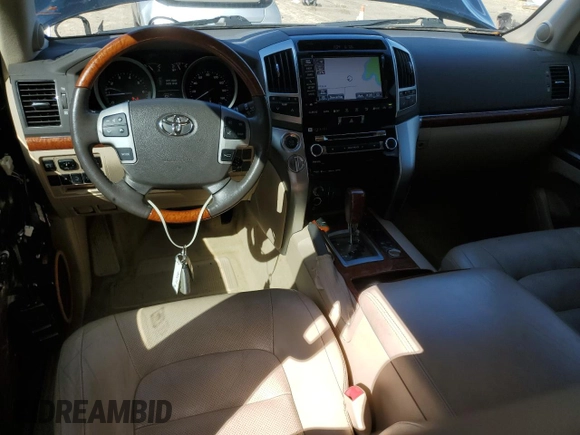 2014 Toyota Land Cruiser z VIN JTMHY7AJ1E4023489, wystawiony jako Copart lot #46310755 z przebiegiem 129 130 mil mil oraz Szkoda całkowita • Salvage title. Historia ofert i sprzedaży dostępna na DreamBid. Obrazek 8.