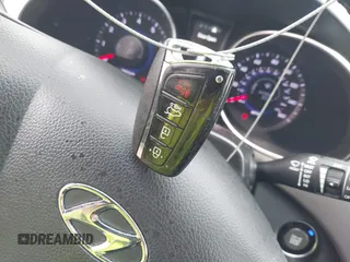 2014 Hyundai Santa Fe с VIN 5XYZU3LB0EG172119, выставлен на аукционе IAAI как лот 41069989 с пробегом 117 019 миль миль и . История ставок и продаж доступна на DreamBid. Изображение 11.