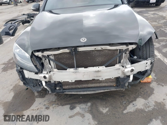 2018 Mercedes-Benz C 300 with VIN 55SWF4JBXJU280642, listed as a IAAI auction lot 42117148 with 104,973 mi miles and . Bid and sale history available at carsss.com. Image 13.