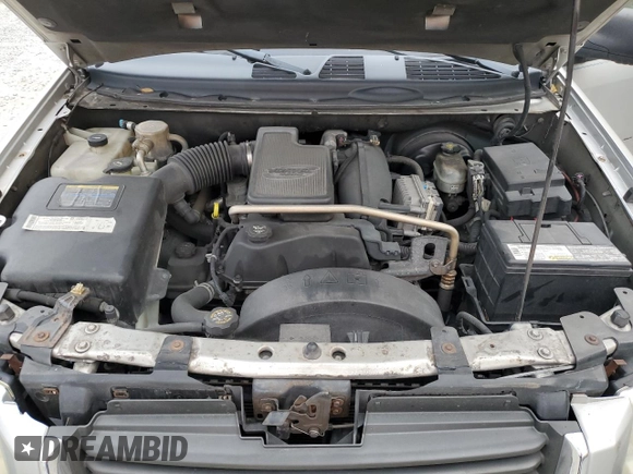 2005 GMC Envoy SLT with VIN 1GKDS13S352101385, listed as a Copart auction lot 89271025 with 165,670 mi miles and Salvage Title. Bid and sale history available at carsss.com. Image 13.