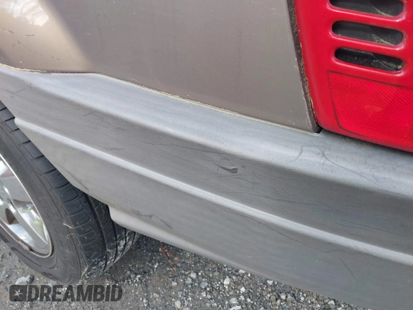 2001 Jeep Grand Cherokee Laredo с VIN 1J4GX48S41C628774, выставлен на аукционе IAAI как лот 42025584 с пробегом Не указан миль и . История ставок и продаж доступна на DreamBid. Изображение 15.