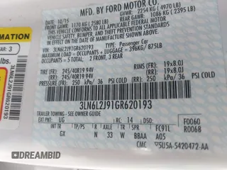 2016 Lincoln MKZ with VIN 3LN6L2J91GR620193, listed as a IAAI auction lot 41807038 with 61,235 mi miles. Bid and sale history available at carsss.com. Image 9.