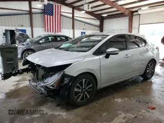 2021 Nissan Versa SV with VIN 3N1CN8EV5ML835699, listed as a Copart auction lot 60232705 with 84,306 mi miles and Salvage title. Bid and sale history available at DreamBid. Image 1.
