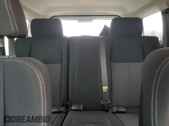 2006 Hummer H3 with VIN 5GTDN136268327253, listed as a Copart auction lot 44222825 with 137,414 mi miles and Clean Title. Bid and sale history available at DreamBid. Image 10.