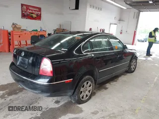 2005 Volkswagen Passat GLS with VIN WVWAD63B55P037732, listed as a IAAI auction lot 42330922 with 119,157 mi miles and . Bid and sale history available at DreamBid. Image 13.