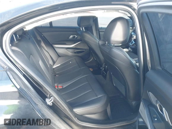 2022 BMW 3 Series M340i xDrive with VIN WBA5U9C08NFM68599, listed as a IAAI auction lot 41260340 with Not Provided miles and . Bid and sale history available at DreamBid. Image 8.