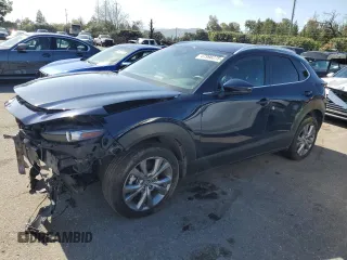 2023 Mazda CX-30 S Carbon Edition z VIN 3MVDMBCM1PM582423, wystawiony jako Copart lot #47998275 z przebiegiem 35 412 mil mil oraz Szkoda całkowita • Salvage title. Historia ofert i sprzedaży dostępna na DreamBid. Obrazek 1.
