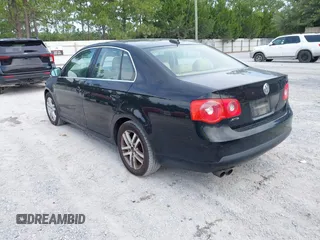 2005 Volkswagen Jetta 2.5L with VIN 3VWSF71K55M623826, listed as a IAAI auction lot 42734734 with 245,235 mi miles and . Bid and sale history available at DreamBid. Image 3.