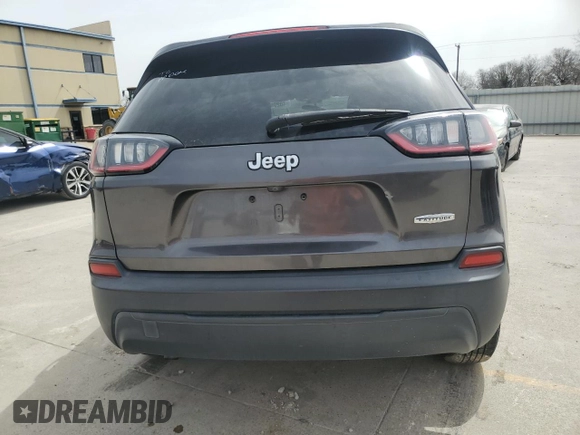 2019 Jeep Cherokee Latitude Plus with VIN 1C4PJLLB5KD202922, listed as a Copart auction lot 48298455 with 125,475 mi miles and Clean Title. Bid and sale history available at carsss.com. Image 6.