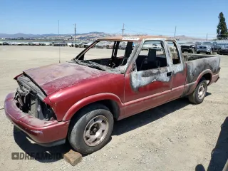 1998 GMC Sonoma SLS with VIN 1GTCS19X9W8526862, listed as a Copart auction lot 62256964 with Not Provided miles and Non Repairable. Bid and sale history available at DreamBid. Image 1.