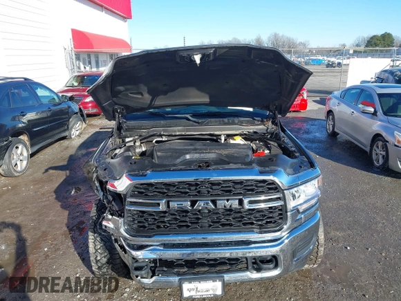 2020 Ram 2500 Tradesman with VIN 3C6UR5CJ7LG303941, listed as a IAAI auction lot 41610301 with 42,513 mi miles and . Bid and sale history available at DreamBid. Image 10.