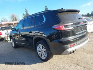 2024 GMC Acadia AWD Elevation z VIN 1GKENNKS0RJ202447, wystawiony jako IAAI lot #41698937 z przebiegiem 11 025 mil mil oraz . Historia ofert i sprzedaży dostępna na DreamBid. Obrazek 3.