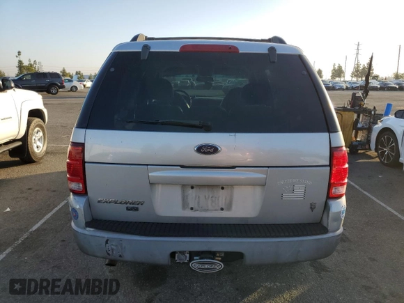 2002 Ford Explorer XLT z VIN 1FMDU63WX2UC00853, wystawiony jako Copart lot #87212814 z przebiegiem 235 622 mil mil oraz Szkoda całkowita • Salvage title. Historia ofert i sprzedaży dostępna na DreamBid. Obrazek 6.
