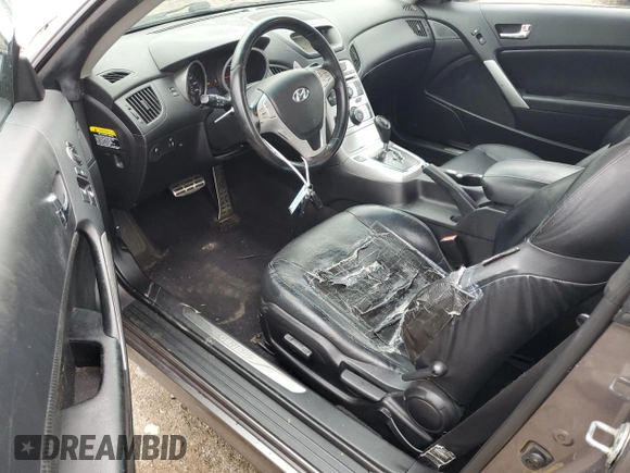 2010 Hyundai Genesis Coupe Grand Touring with VIN KMHHU6KH6AU016058, listed as a Copart auction lot 60167115 with 235,971 mi miles and Clean title. Bid and sale history available at DreamBid. Image 8.