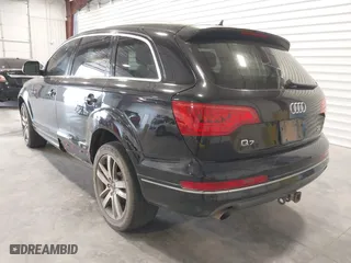 2011 Audi Q7 3.0L TDI Premium Plus with VIN WA1LMAFE4BD001149, listed as a IAAI auction lot 42035843 with 140,911 mi miles. Bid and sale history available at carsss.com. Image 3.