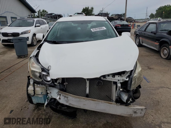 2010 Pontiac Vibe 1SA with VIN 5Y2SP6E8XAZ412803, listed as a Copart auction lot 61876895 with 105,582 mi miles and Salvage title. Bid and sale history available at DreamBid. Image 5.