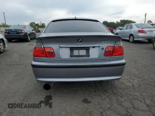 2005 BMW 3 Series 330xi with VIN WBAEW53455PN37488, listed as a Copart auction lot 75438234 with 198,217 mi miles and Salvage Title. Bid and sale history available at DreamBid. Image 6.