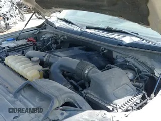 2018 Ford F-150 XL с VIN 1FTEW1EG6JFB58275, выставлен на аукционе IAAI как лот 41867632 с пробегом 159 333 миль миль и . История ставок и продаж доступна на DreamBid. Изображение 19.