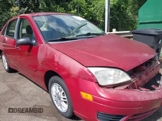 2005 Ford Focus S with VIN 1FAFP34N45W185564, listed as a IAAI auction lot 42530897 with 203,827 mi miles and . Bid and sale history available at DreamBid. Image 1.