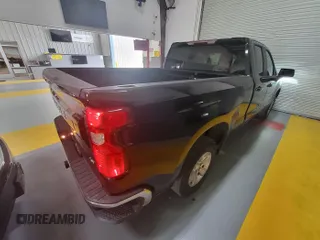 2019 Chevrolet Silverado 1500 LT with VIN 1GCRWCED4KZ178401, listed as a IAAI auction lot 42239912 with 116,636 mi miles and . Bid and sale history available at DreamBid. Image 22.