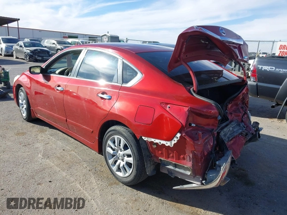 2014 Nissan Altima SV with VIN 1N4AL3AP2EN386414, listed as a IAAI auction lot 41739659 with 138,806 mi miles and . Bid and sale history available at carsss.com. Image 3.
