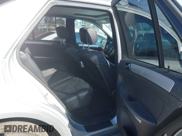 2006 Mercedes-Benz M 350 with VIN 4JGBB86EX6A031095, listed as a IAAI auction lot 41631132 with 167,985 mi miles and . Bid and sale history available at DreamBid. Image 8.