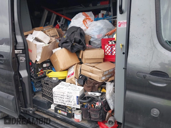 2016 Ford Transit Cargo z VIN 1FTYR2CG8GKB14176, wystawiony jako IAAI lot #41563806 z przebiegiem 93 177 mil mil oraz . Historia ofert i sprzedaży dostępna na DreamBid. Obrazek 8.
